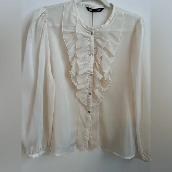 ZARA- Chic Cream Ruffle Blouse - Picture 2 of 7